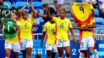 Mayra Ramírez será titular ante España.