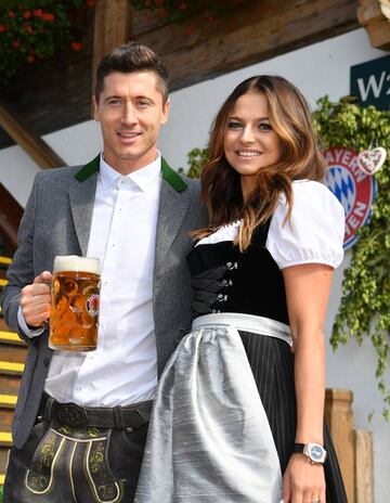 Robert Lewandowski y su esposa Anna Stachurska