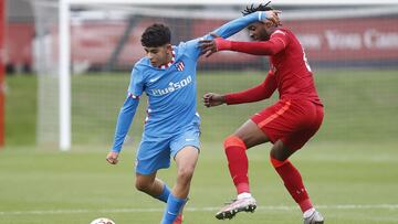 Salim con el Atleti en la Youth League.