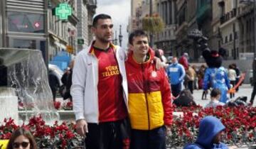 Las calles del centro de la capital han sido el punto de reunión de los seguidores del Galatasaray.