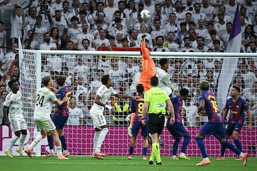 Szczesny pierde el pulso