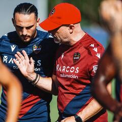 Calero: “Tenemos telerañas en los bolsillos”