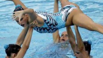 <b>TERROR EN EL AGUA. </b>España repitió la misma coreografía de Roma 09 en la rutina de equipos, 'La Casa Encantada', un tema intrigante.