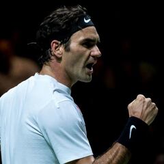 Federer yet to decide whether to play during clay-court season