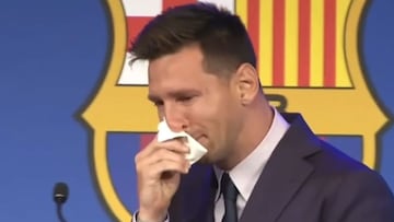 Ni un segundo: Messi rompe a llorar nada más subir al atril