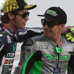 Nicky Hayden desea que Rossi se reponga y gane su décimo título