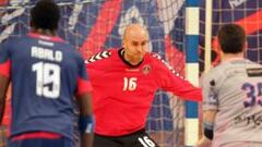 Sierra defiende la portería del galáctico PSG del jeque