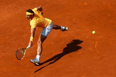 Sweet 16 for Nadal in swatting aside García-López