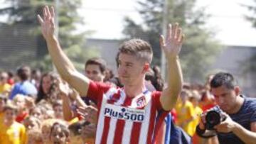 A LO GRANDE. El Atlético recibió a Vietto a lo grande y fue aclamado por todos desde el primer día.