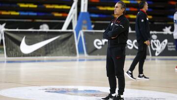 Sergio Scariolo, seleccionador nacional, durante un entrenamiento de la Euroliga.