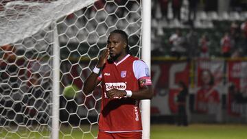 Hugo Rodallega anotó gol de penal frente al Chico.