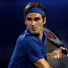 Resumen y resultado del Federer - Tsitsipas: Federer tumba a Tsitsipas y ya es centenario