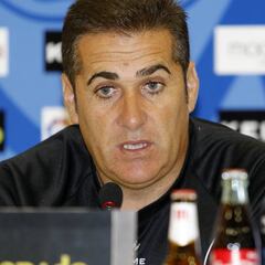 Sandoval: "Hay que intentar que no vivan de nuestros errores"