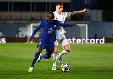 Kroos y Kante.