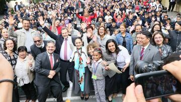 Los ni&ntilde;os podr&aacute;n usar falda en la escuela con el Uniforme Neutro