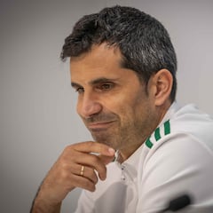 Álex López: “No es ningún sacrificio, lo más importante es el Racing de Ferrol”