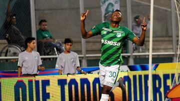 Mateo Casierra celebrando un gol con el Deportivo Cali