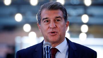 Laporta amenaza al primer equipo con cambios y una rebaja salarial