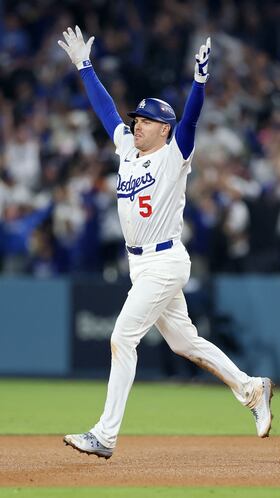 LOS ANGELES, CALIFORNIA - OCTOBER 27: Freddie Freeman #5 of the Los Angeles Dodgers rounds the bases after hitting a walk-off home run during the 18th inning against the Toronto Blue Jays in game three of the 2025 World Series at Dodger Stadium on October 27, 2025 in Los Angeles, California. Sean M. Haffey/Getty Images/AFP (Photo by Sean M. Haffey / GETTY IMAGES NORTH AMERICA / Getty Images via AFP)