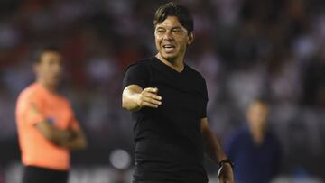 Muñeco Gallardo durante un partido de River Plate.