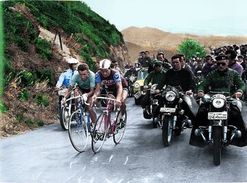 Poulidor tuvo en Anquetil a su gran rival generacional. Anquetil, dos años mayor que Poulidor, ganó un Tour con 23 años y encontró en Poulidor a un más que digno rival. Su rivalidad marcó una época en la que Anquetil fue el claro vencedor. En la imagen pugnan subiendo el Puy de Dome.