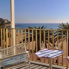 La Policía aumenta la vigilancia contra las estafas en las ofertas veraniegas