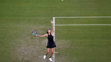 Tennis - WTA Premier - Nature Valley Classic - Edgbaston Priory Club, Birmingham, Britain - June 19, 2018 Spain's Garbine Muguruza in action during her first round match against Russia's Anastasia Pavlyuchenkova Action Images via Reuters/Ed Sy