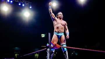 Volador Jr. presume su triunfo en el ring de la Arena M&eacute;xico