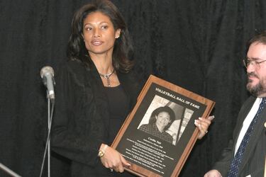 Perú cayó ante Colombia y este martes juega contra Bolivia