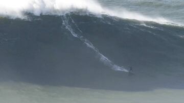 Red Bull Big Wave Awards - Finalista en la categor¨ªa cbdMD XXL Biggest Wave.