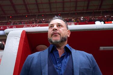 Antonio Mohamed enfrenta a su terror