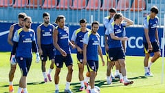 Koke vuelve al once del Atlético y Griezmann acompaña a Julián Alvarez