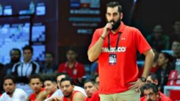 Entrenador asistente de la Selecci&oacute;n Mexicana de B&aacute;squetbol.