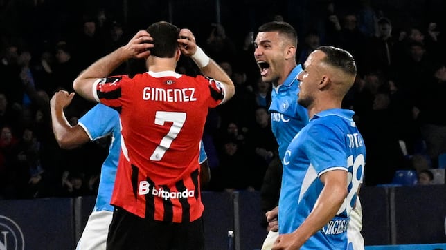 Los penales, la cuenta pendiente de Santiago Giménez