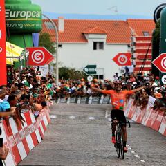 Luis Ángel Maté vuelve a alzar los brazos doce años después