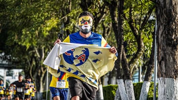 Aficionados corrieron carrera del aniversario del América