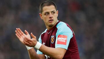 Chicharito celebra con golazo su partido 200 de liga en Europa