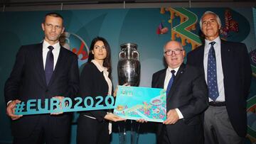 Roma y el CONI simulan la paz por el logo de la Eurocopa