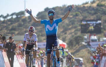 Valverde celebra su victoria.