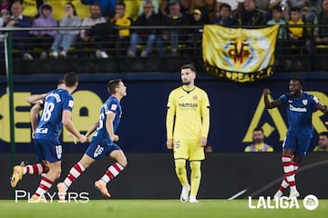 Dos minutos, este es el tiempo que necesitó el centrocampista para batir, de un gran disparo al Villarreal. Era lo único que le faltaba por hacer, después de un gran inicio de temporada como jugador del Athletic.