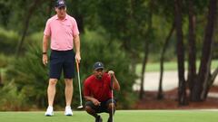 Tiger Woods y Peyton Manning, durante la disputa de The Match.