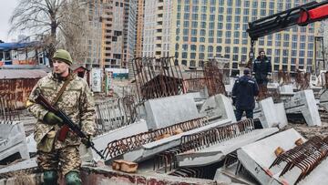 Archivo - Barricadas en Kiev