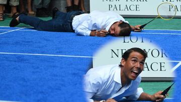 La cómica caída de Rafa Nadal en un acto del US Open