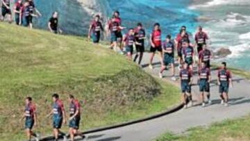 <b>EXIGENCIA ENTRE LA BELLEZA. </b>La plantilla del Sporting tuvo que hacer frente a una exigente sesión trazada por Gerardo Ruiz.