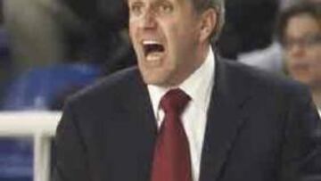 Obradovic presenta su dimisión como seleccionador de Serbia y Montenegro