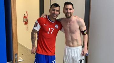 "Extraterrestre": el reencuentro de Medel y Messi en Argentina