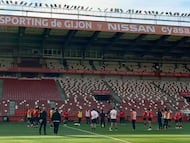 05-04-26. IMAGEN DEL ENTRENAMIENTO DEL SPORTING EN EL MOLINÓN.