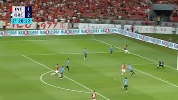 Internacional venció 4-2 a Grêmio en un clásico vibrante, con gran protagonismo colombiano gracias al doblete de Rafael Borré y dos asistencias de Johan Carbonero.