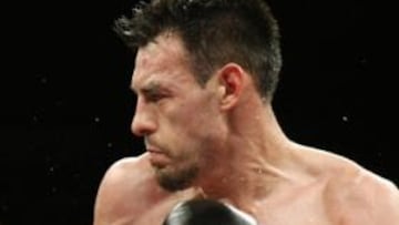 El boxeador estadounidense de origen mexicano Robert Guerrero logró la victoria ante el turco Selcuk Aydin y se hizo con el título del peso welter, versión Consejo Mundial de Boxeo (CMB).
