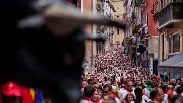 The runners are getting the hang of dodging the bulls plowing through the streets of Pamplona as day four of the running of the bulls continued on Monday.